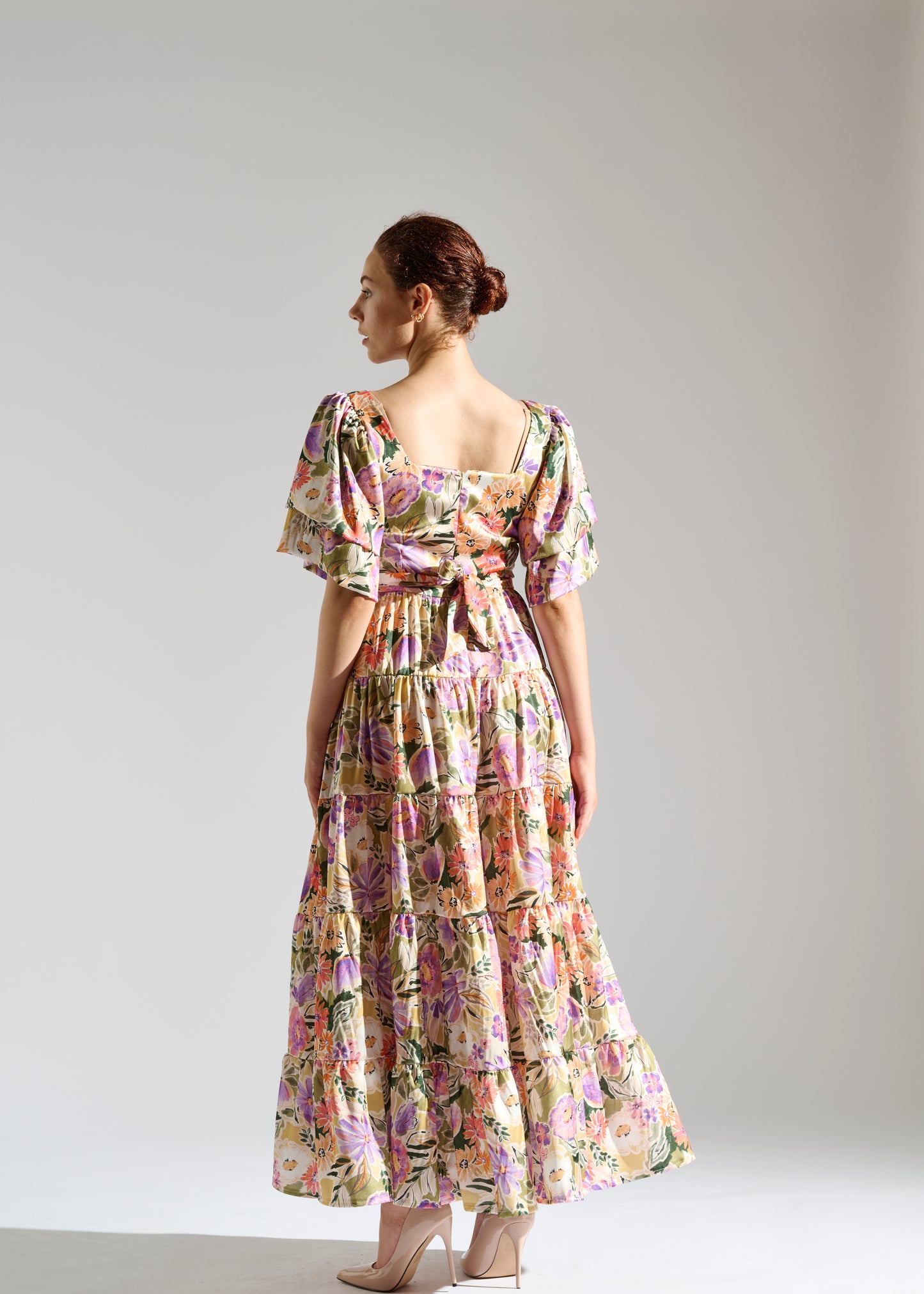 Dress Klay: Elegant Pastel Floral Maxi Dress